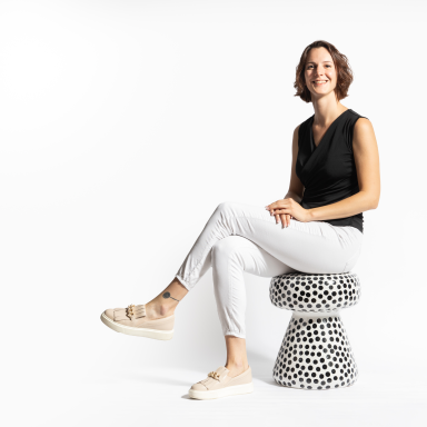 Chiara Bresciani, Reception and sales Chiara Bresciani, Reception and sales